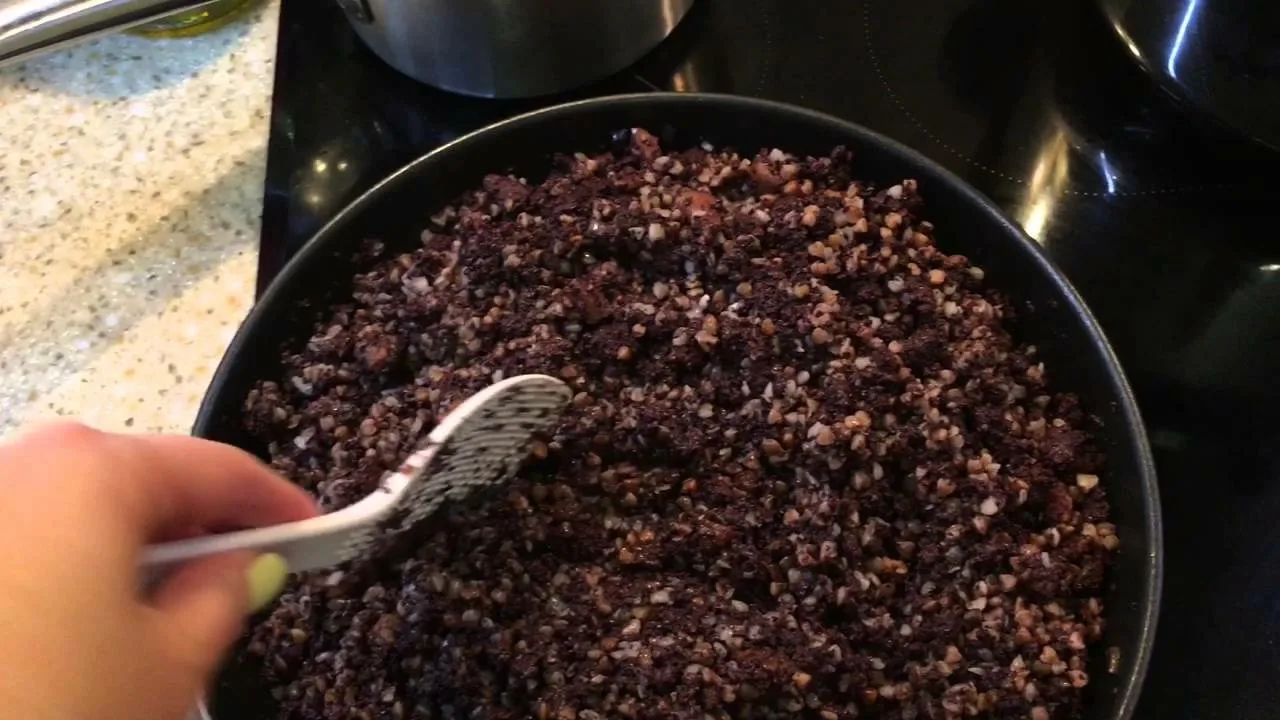 Как делают кровяную колбасу